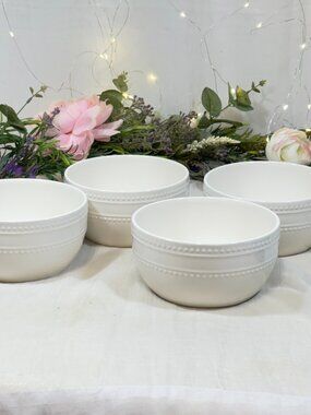Maison Neuve Beaded Hobnail Cream Bone Ceramic Soup Cereal Bowls Set of 4 New